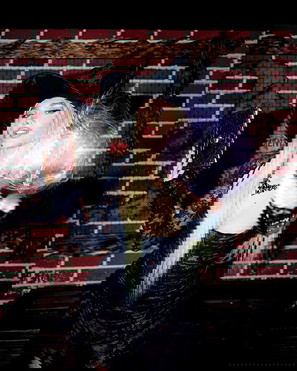 alexandramarianna alexandramarianna archive image