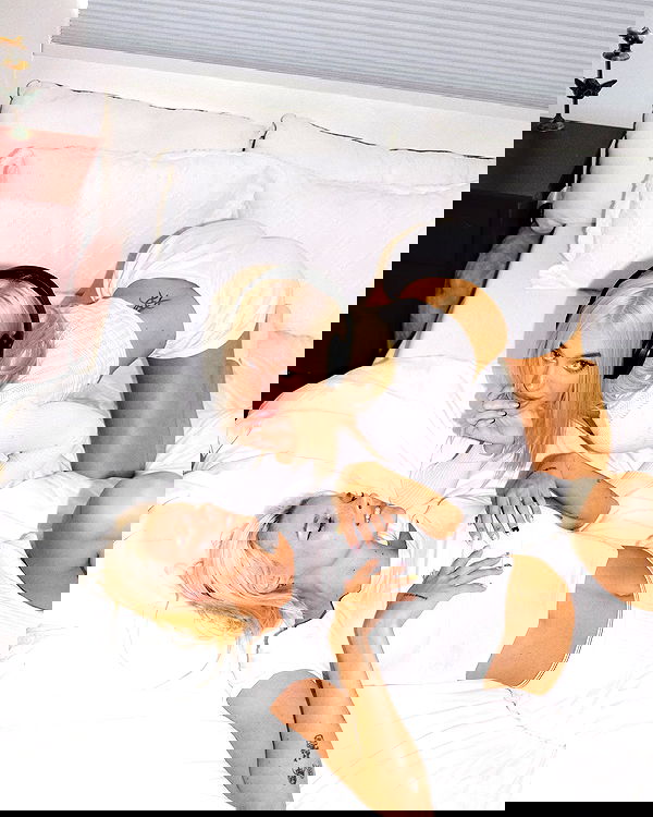 alexandramarianna alexandramarianna archive image