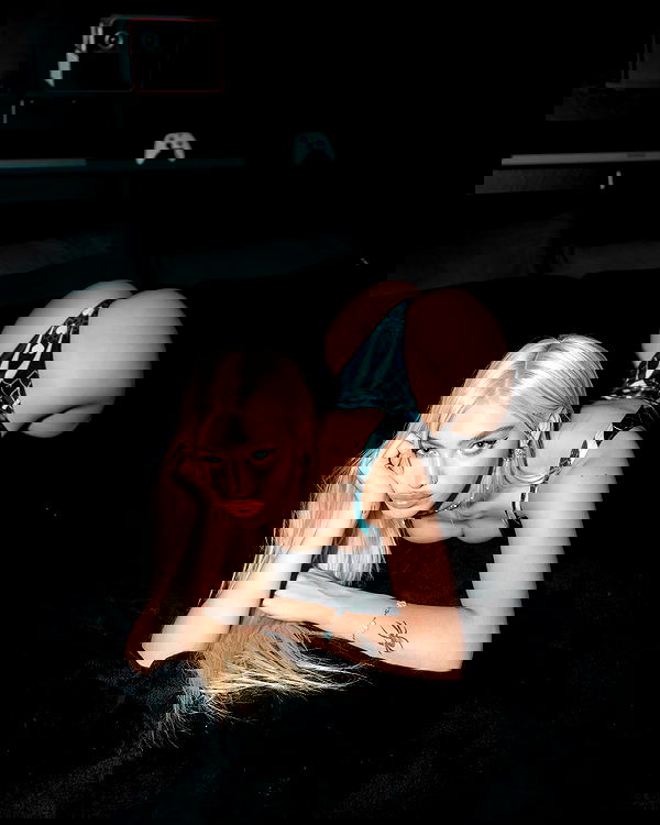 alexandramarianna alexandramarianna archive image