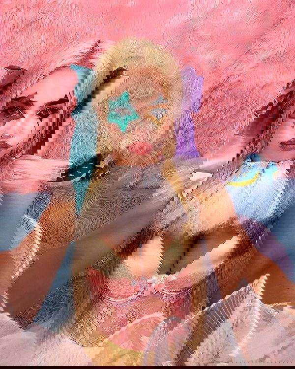 alexandramarianna alexandramarianna archive image