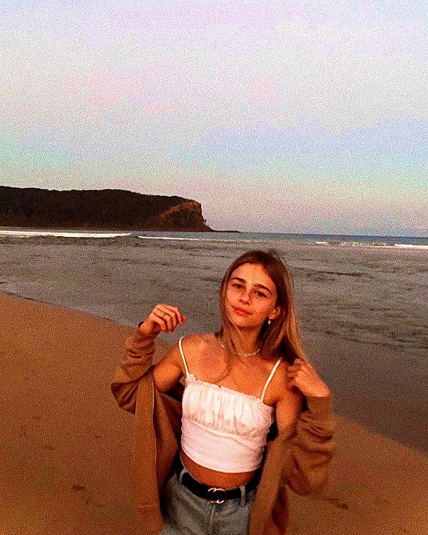 alexis.leth instagram image archive image