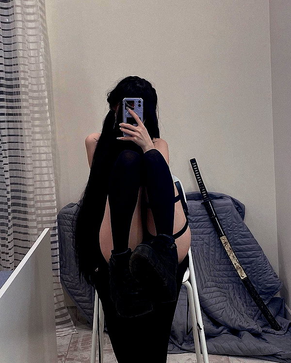 alexsaaart instagram image archive image