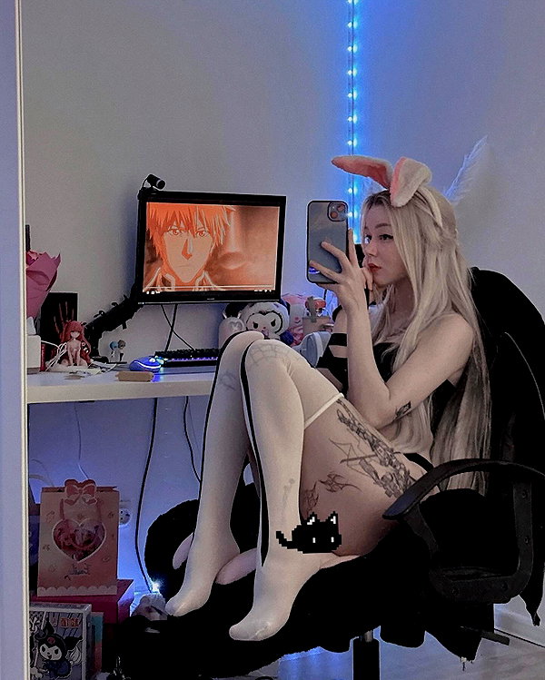 alexsaaart instagram image archive image