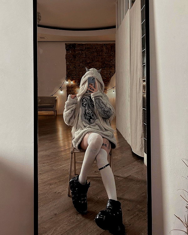 alexsaaart instagram image archive image