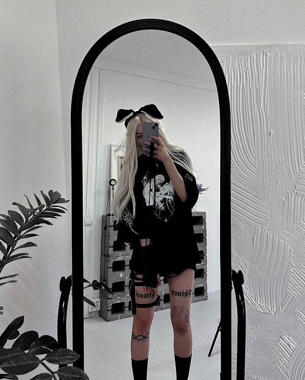 alexsaaart instagram image archive image