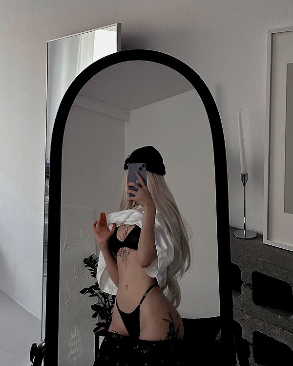 alexsaaart instagram image archive image