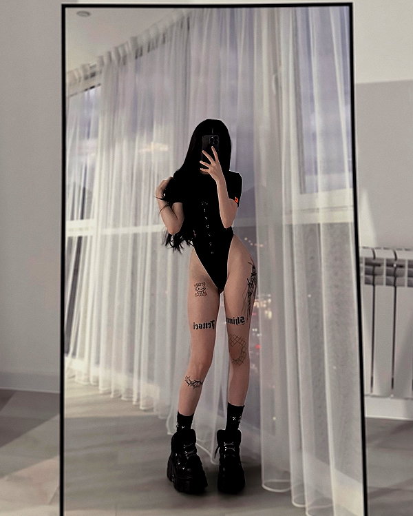 alexsaaart instagram image archive image