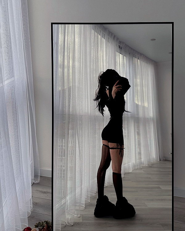 alexsaaart instagram image archive image