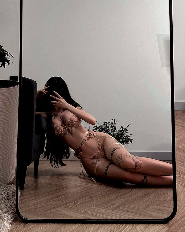 alexsaaart instagram image archive image
