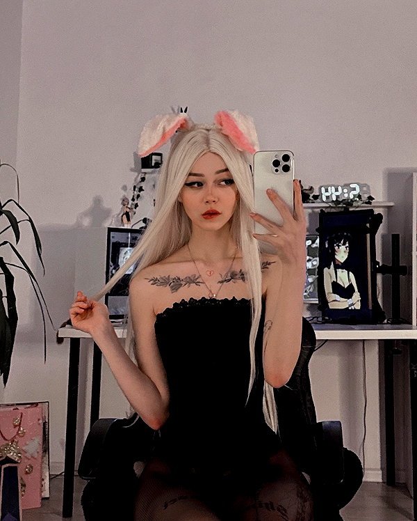 alexsaaart instagram image archive image