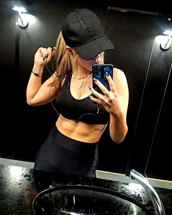 alicia.c555 instagram image archive image