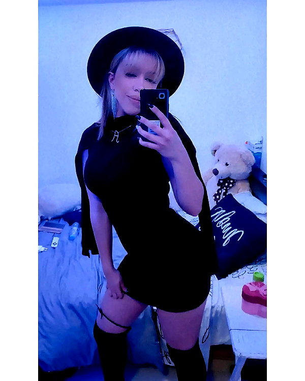 alicia.c555 instagram image archive image