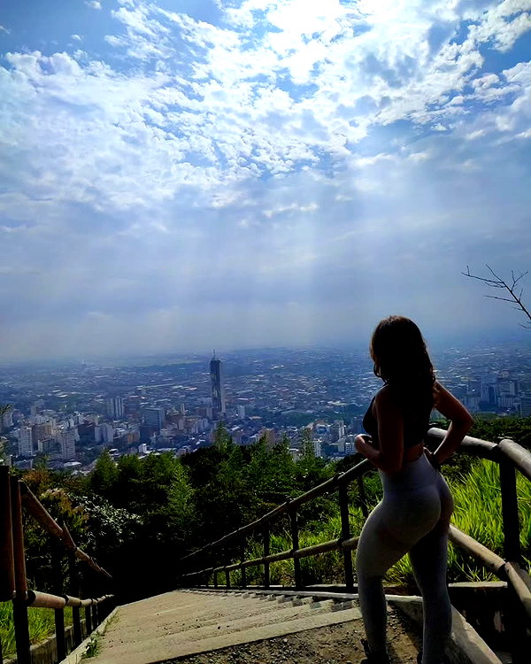 alicia.c555 instagram image archive image