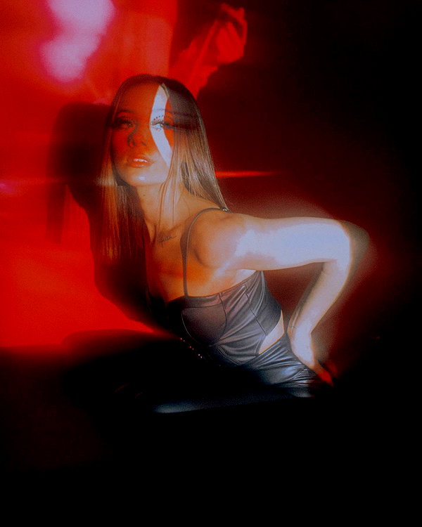 alinaapascalee instagram image archive image
