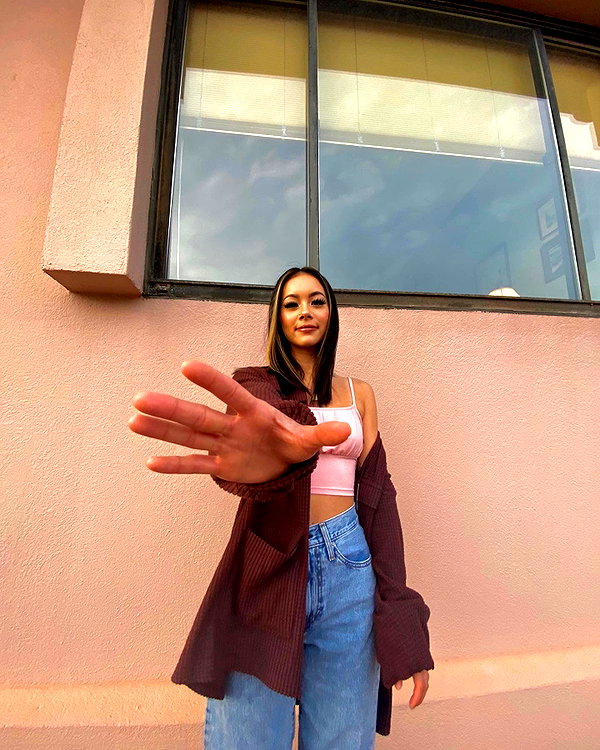 alinaapascalee instagram image archive image