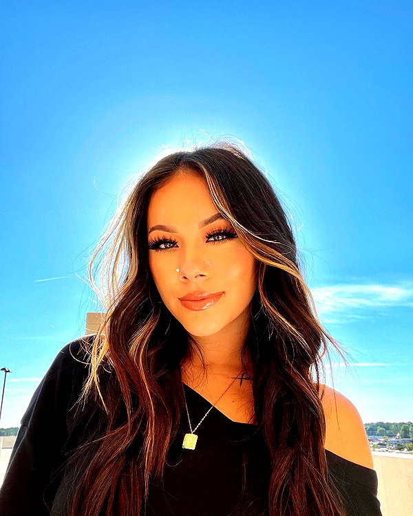 alinaapascalee instagram image archive image