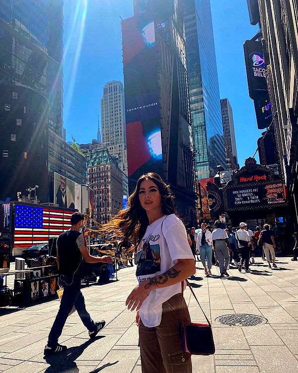 alinaapascalee instagram image archive image