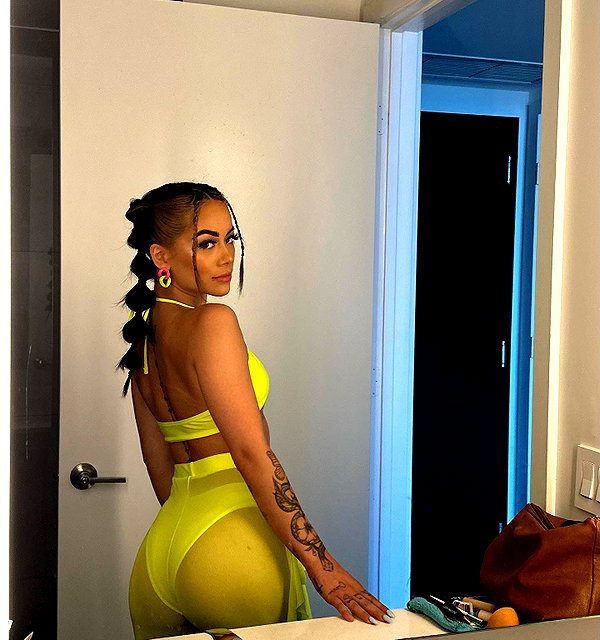 alinaapascalee instagram image archive image