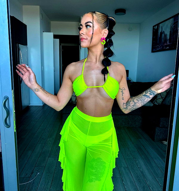 alinaapascalee instagram image archive image