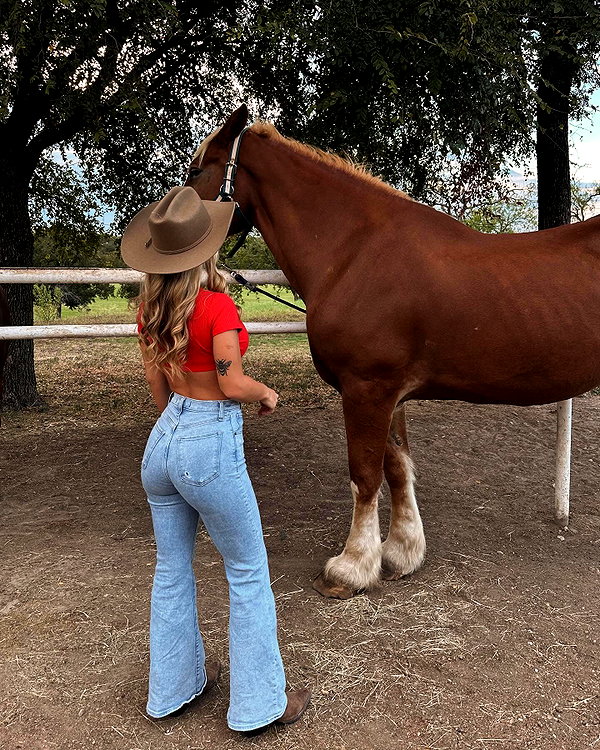 alipentz instagram image archive image