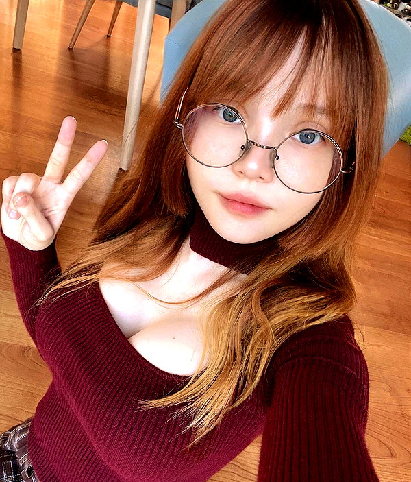 alisapika.pika instagram image archive image