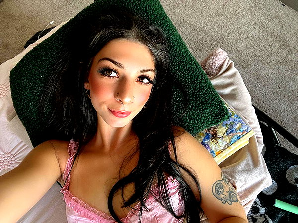 allie_paigexoxo instagram image archive image