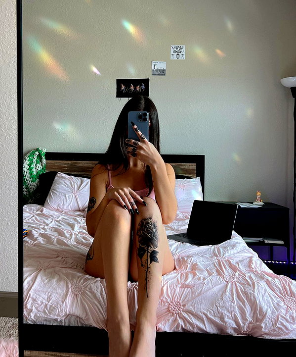 allie_paigexoxo instagram image archive image
