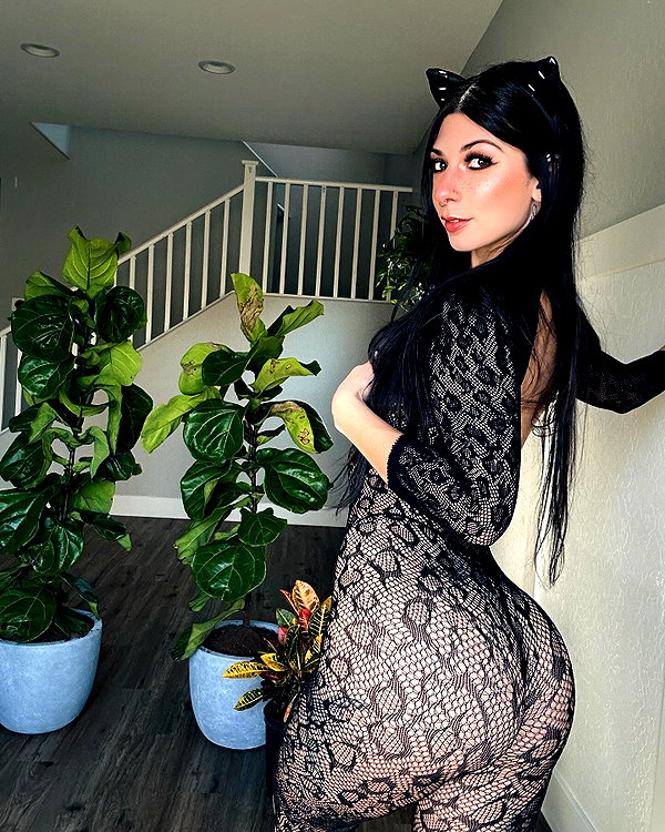 allie_paigexoxo instagram image archive image