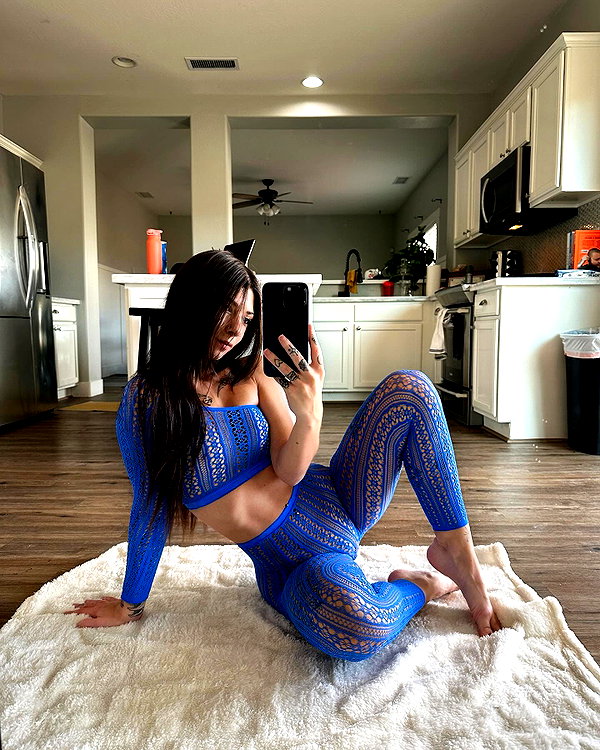 allie_paigexoxo instagram image archive image