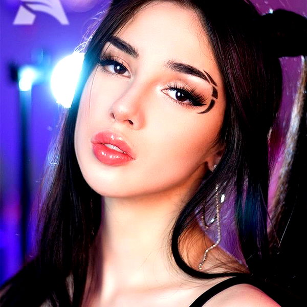 alyri_tv instagram image archive image