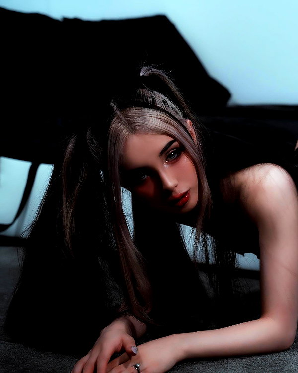 alyri_tv instagram image archive image