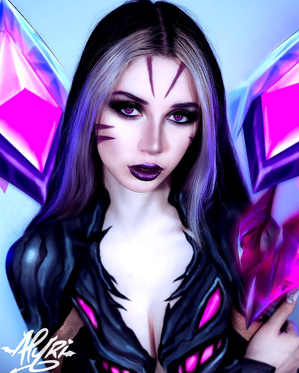 alyri_tv instagram image archive image