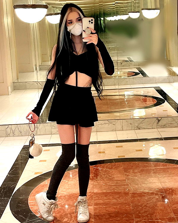 alyri_tv instagram image archive image