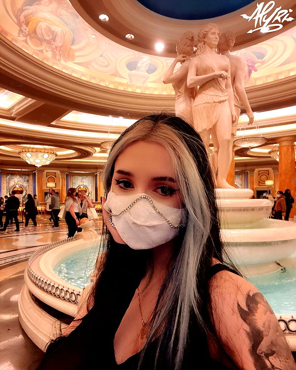 alyri_tv instagram image archive image