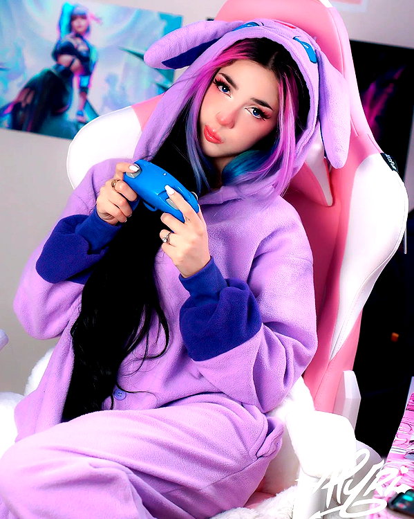 alyri_tv instagram image archive image