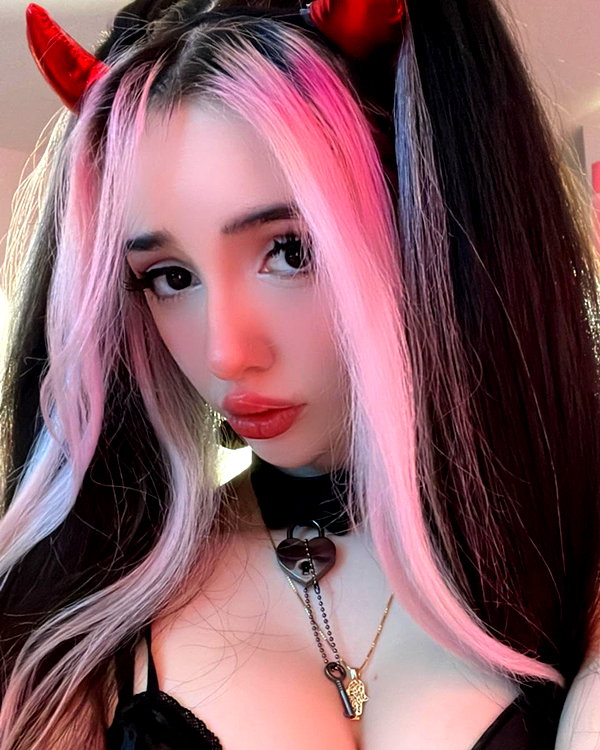 alyri_tv instagram image archive image