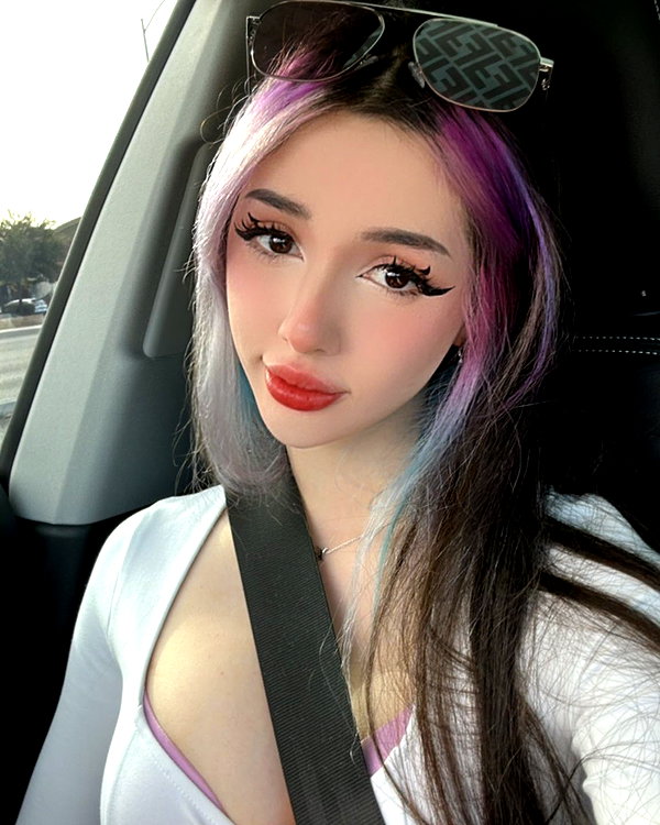 alyri_tv instagram image archive image