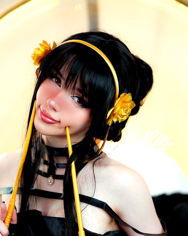 alyri_tv instagram image archive image
