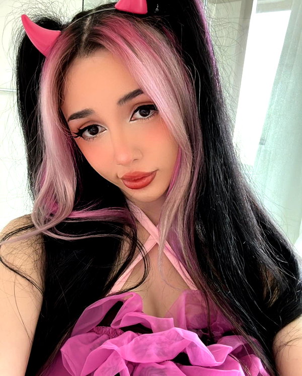 alyri_tv instagram image archive image