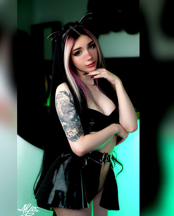 alyri_tv instagram image archive image