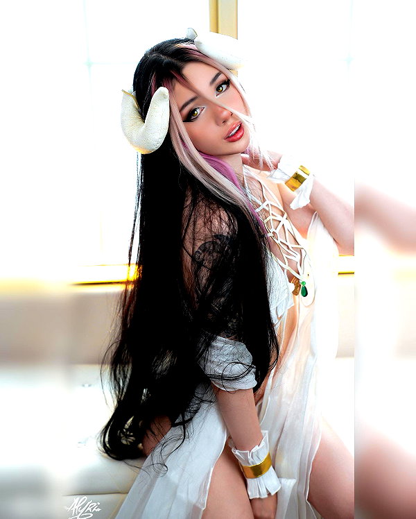 alyri_tv instagram image archive image
