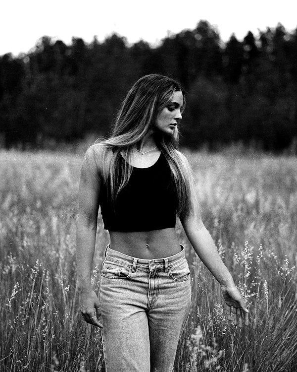 alyssasreynolds instagram image archive image