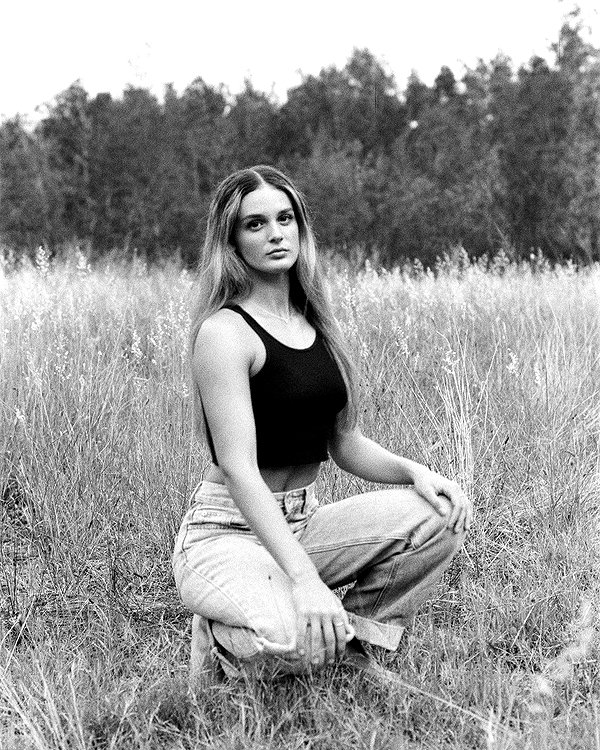 alyssasreynolds instagram image archive image