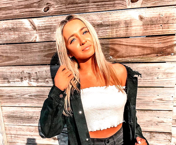 amandakabdebo instagram image archive image