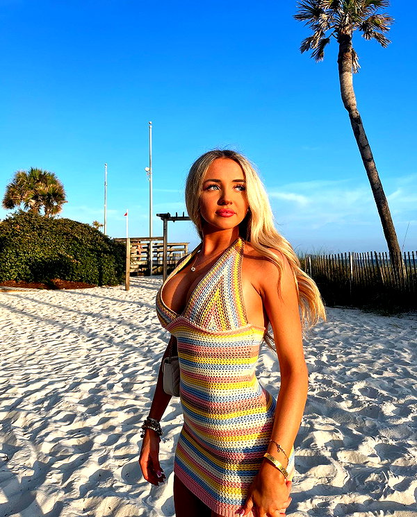 amandakabdebo instagram image archive image