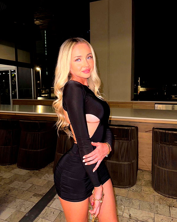 amandakabdebo instagram image archive image