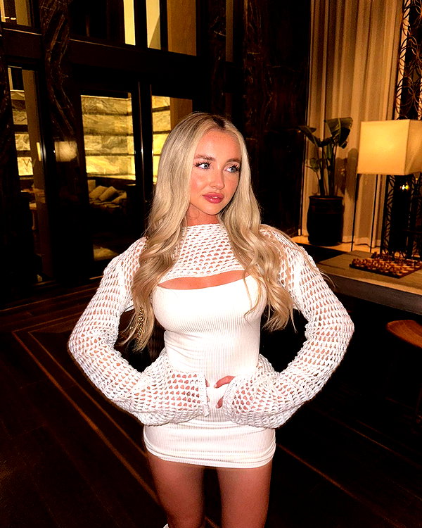 amandakabdebo instagram image archive image