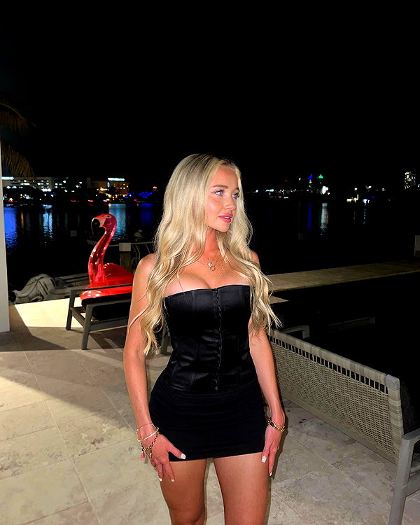 amandakabdebo instagram image archive image