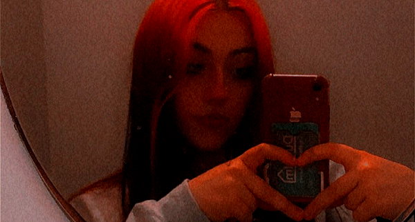 amber.oops instagram image archive image