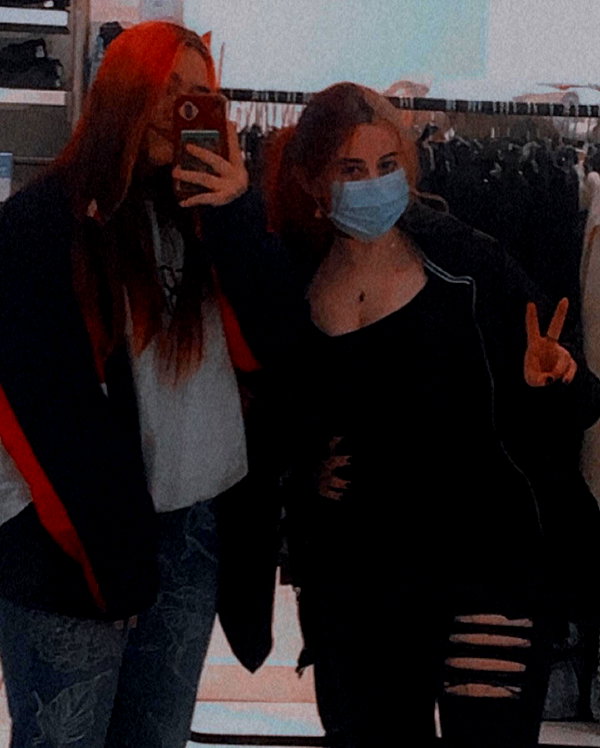 amber.oops instagram image archive image